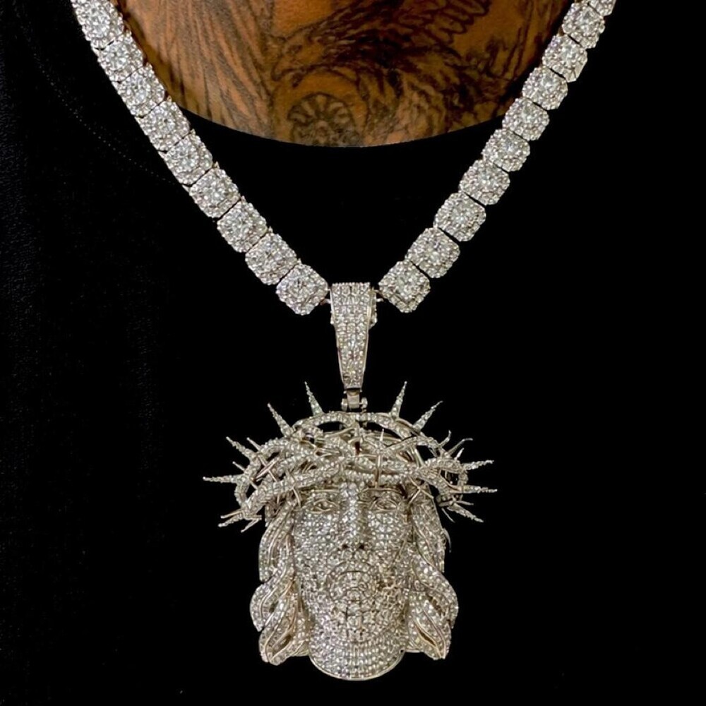 Iced Out Jesus Piece With C 528